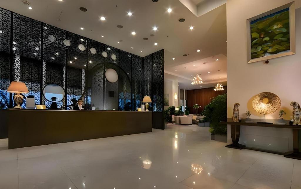 Calidas Landmark72 Royal Residence Hanoi Esterno foto